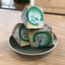 Tomme sarthoise chez Annagram épicerie vrac, magasin bio situé au Mans